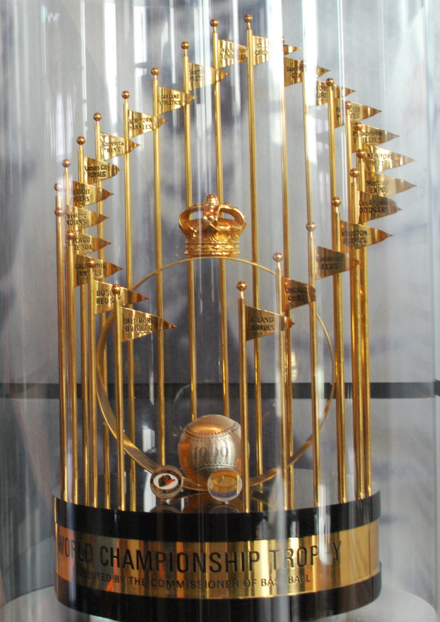 Top 10 most expensive Trophies inthe world - Maven Buzz